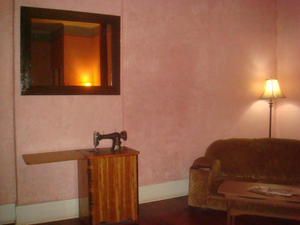 The Priory Hotel Донґара Екстер'єр фото