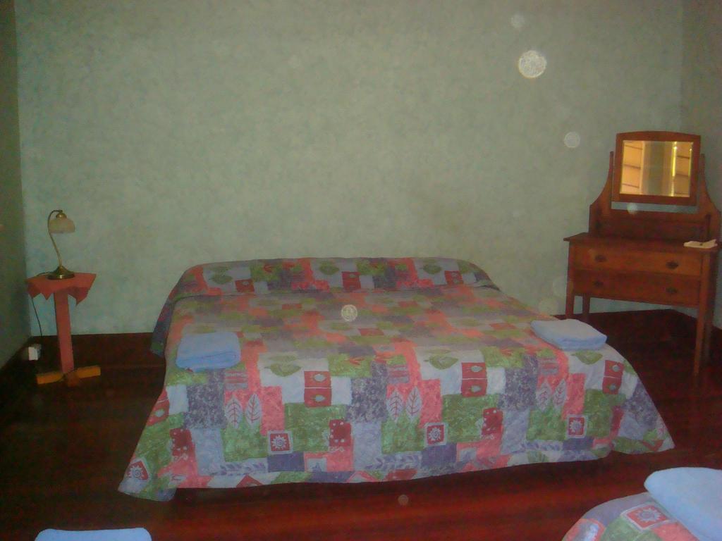 The Priory Hotel Донґара Екстер'єр фото